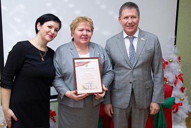 Александр Трубников отметил лучших педагогов